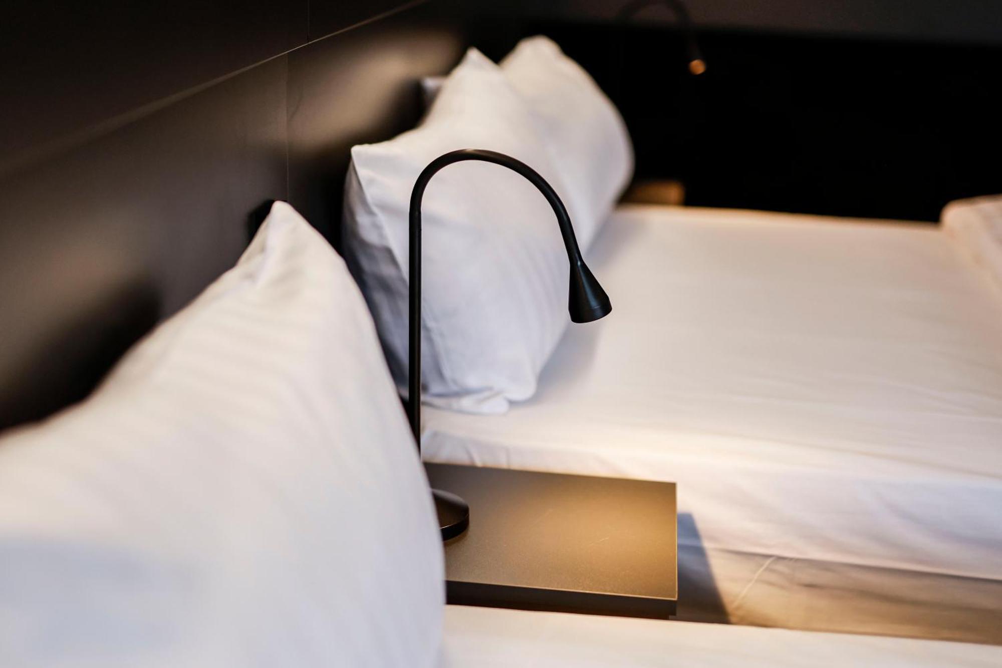 Sleephotels Cosmos Hamburgo Exterior foto